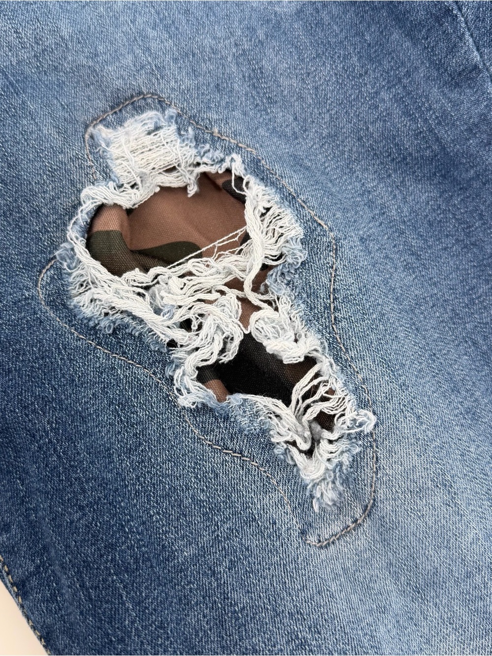 Judy Blue 2X Janette Camo Patch Skinny Jeans Plus Size Mid Rise Distressed Denim - Picture 8 of 15